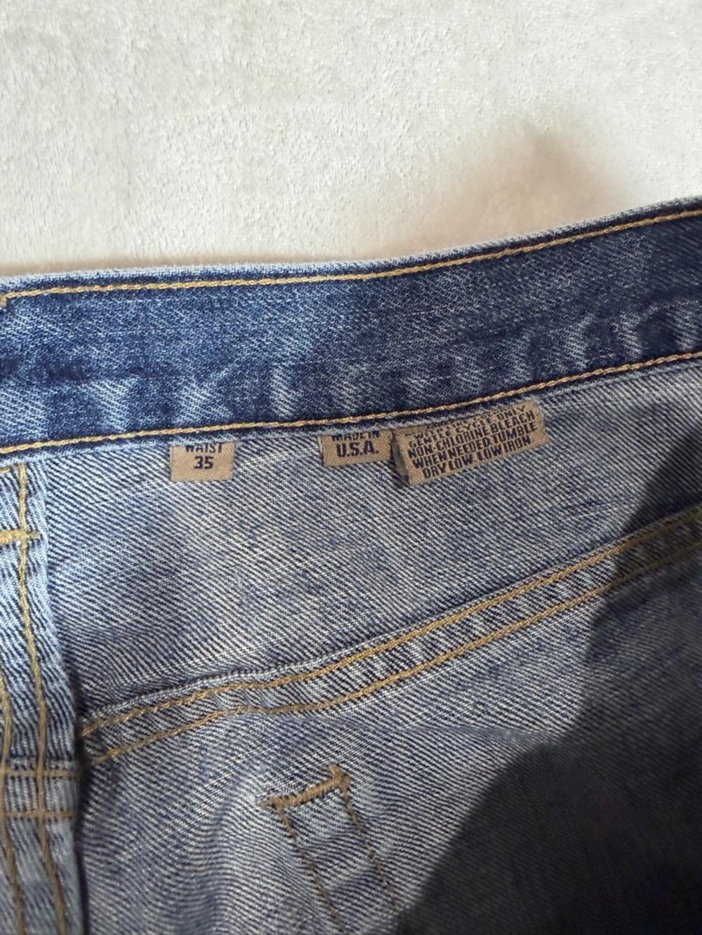 Bills Khakis 35W 31L Made in USA Relaxed Fit Men’s Jeans in Medium Blue - Picture 3 of 8